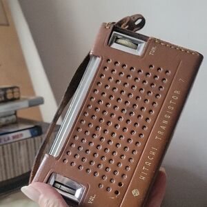 Hitachi Transistor 7 Radio with Leather Case